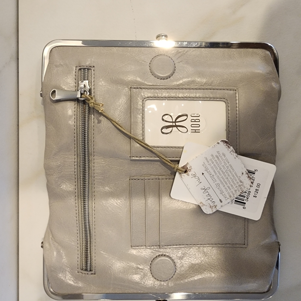NWTO Hobo, The Lauren cluth-wallet. Grey.. brand new,  never used. - Picture 12 of 16